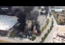 Cartel CHAOS Explodes After Kingpin Takedown Mexico unrest: Video shows vehicles burning, fires in multiple